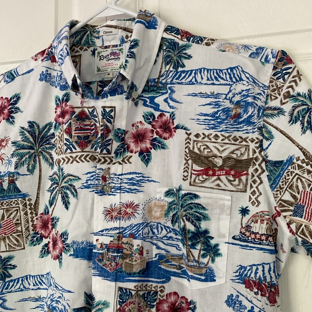 Reyn Spooner Hawaiian Shirt Summer
Commemorative 22 Natural Button Down Medium - Picture 3 of 12